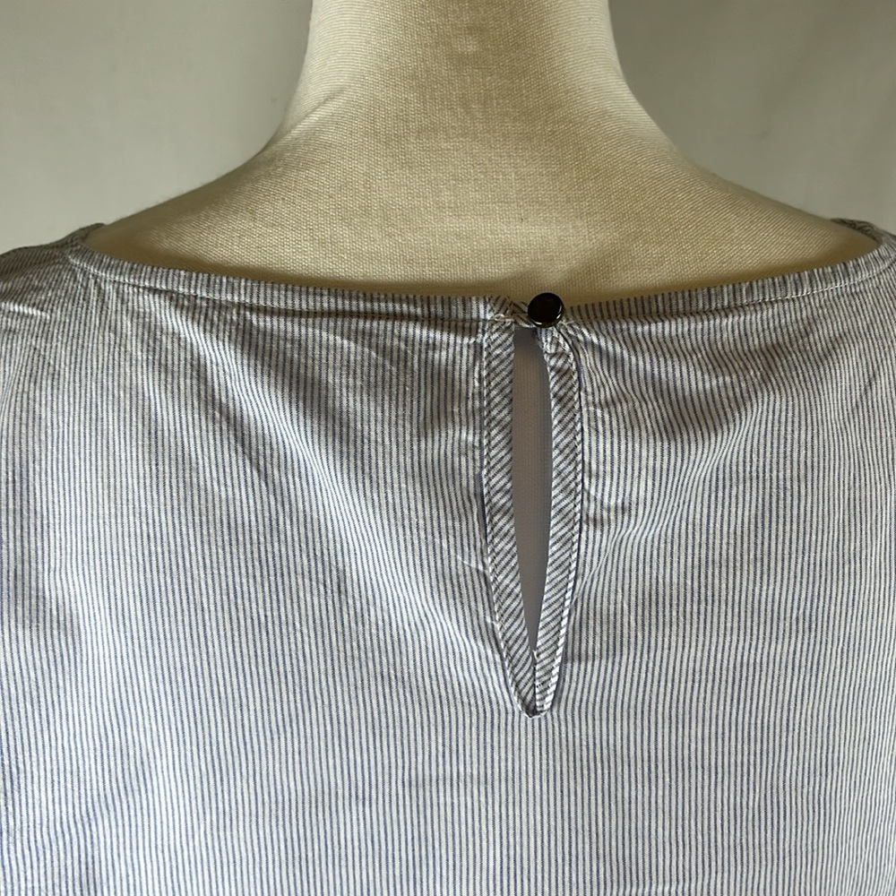 Liz Claiborne Sky Blue Eyelet Lace Blouse Scalloped Hem 3/4 Sleeve Cotton Top - Picture 4 of 6